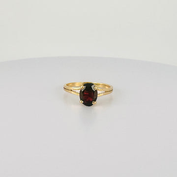 Vintage Ring with Granaat