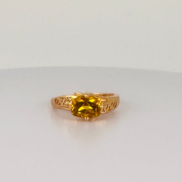 Vintage Ring Gold with Oval Citrine