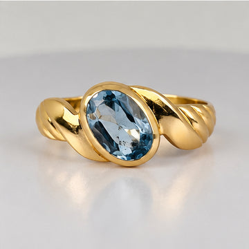 Vintage Gouden Ring met Aquamarijn