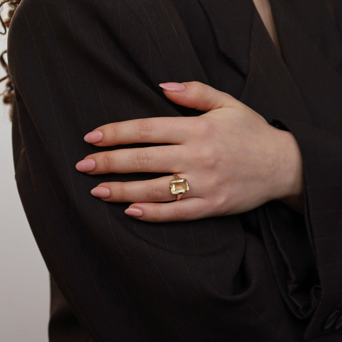 Ring 18k Gold with Emerald Facetted Citrine