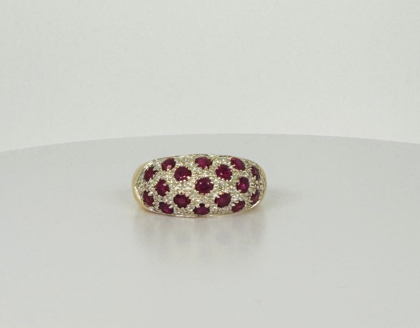 Cocktail ring with rubies & diamonds