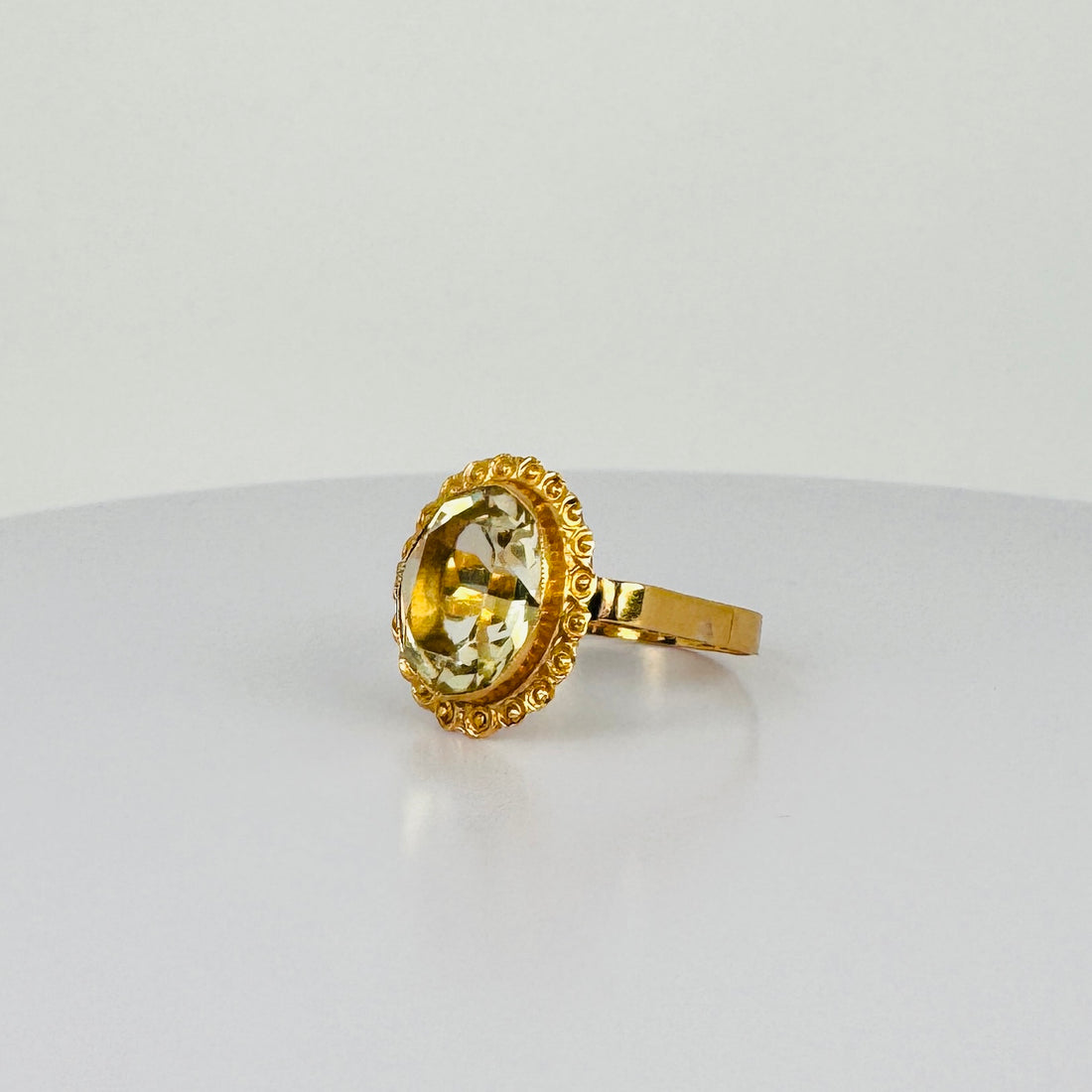 Vintage Ring met Ovale Citrien