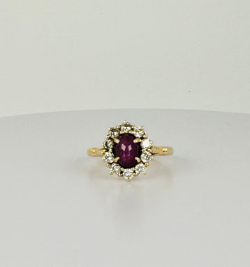 Vintage ring with star ruby and diamonds