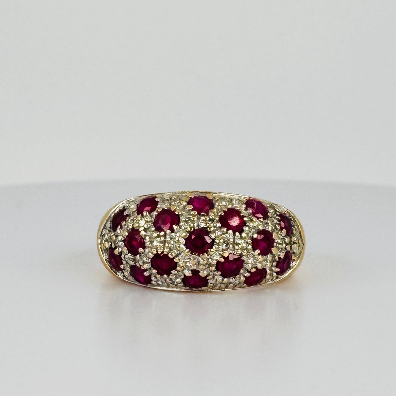 Vintage 18k Gouden Cocktailring met Robijnen en Diamanten