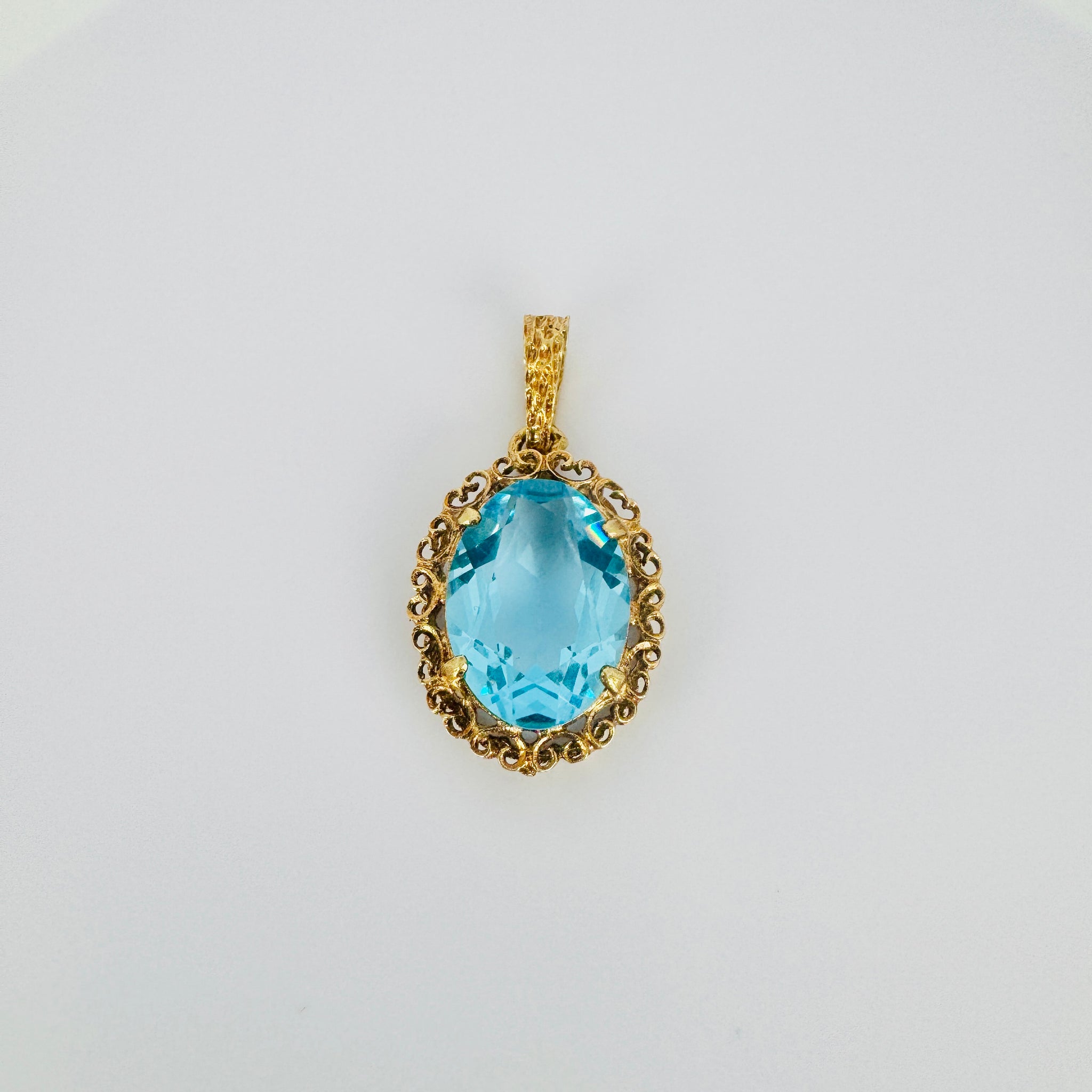 Vintage Pendant with Blue Topas