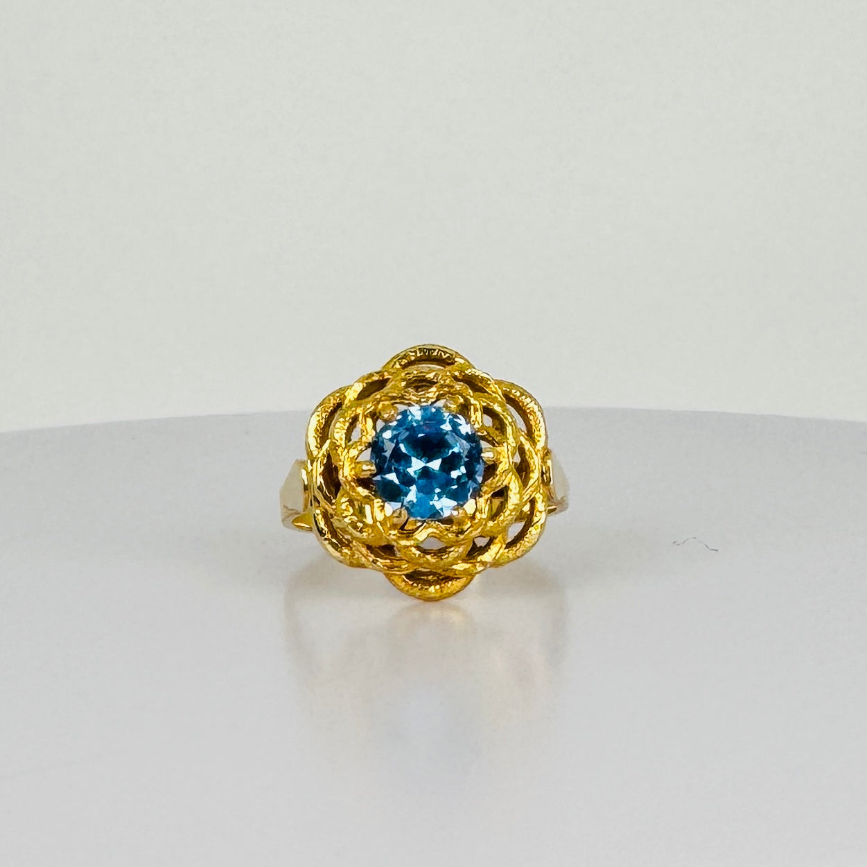 Vintage Ring met Blauwe Topaas
