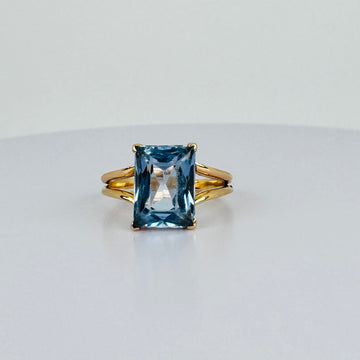 Vintage Ring met Blauwe Topaas