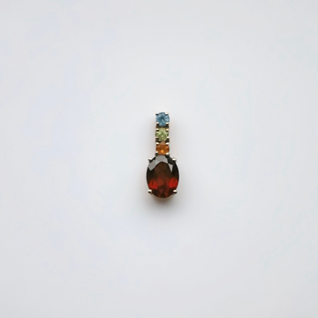 Vintage pendant with 4 gems